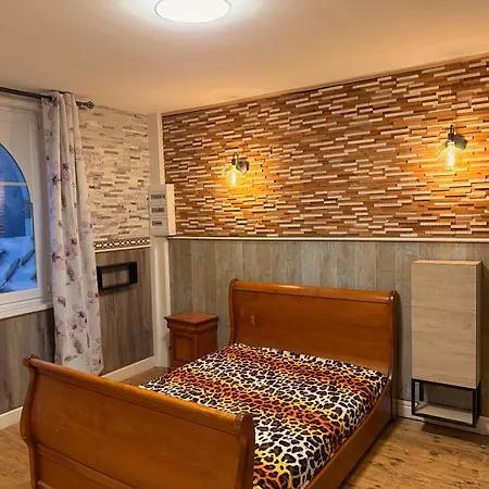 Le Plume Art De Sophie