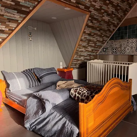 Le Plume Art De Sophie * אדה